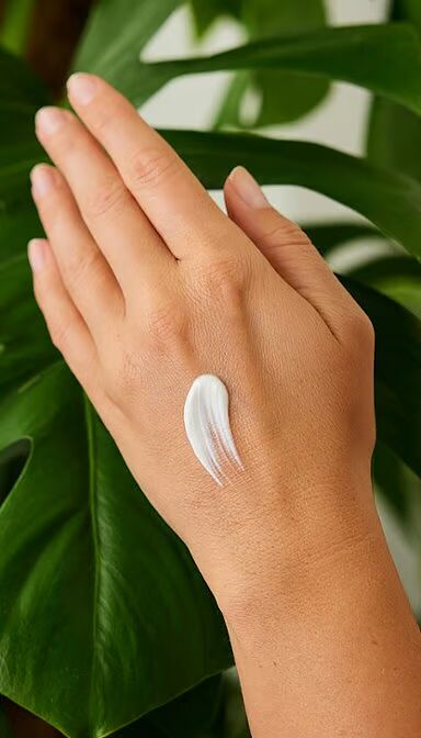WELEDA Handcreme intensiv Granatapfel (n) Tb 50 ml
