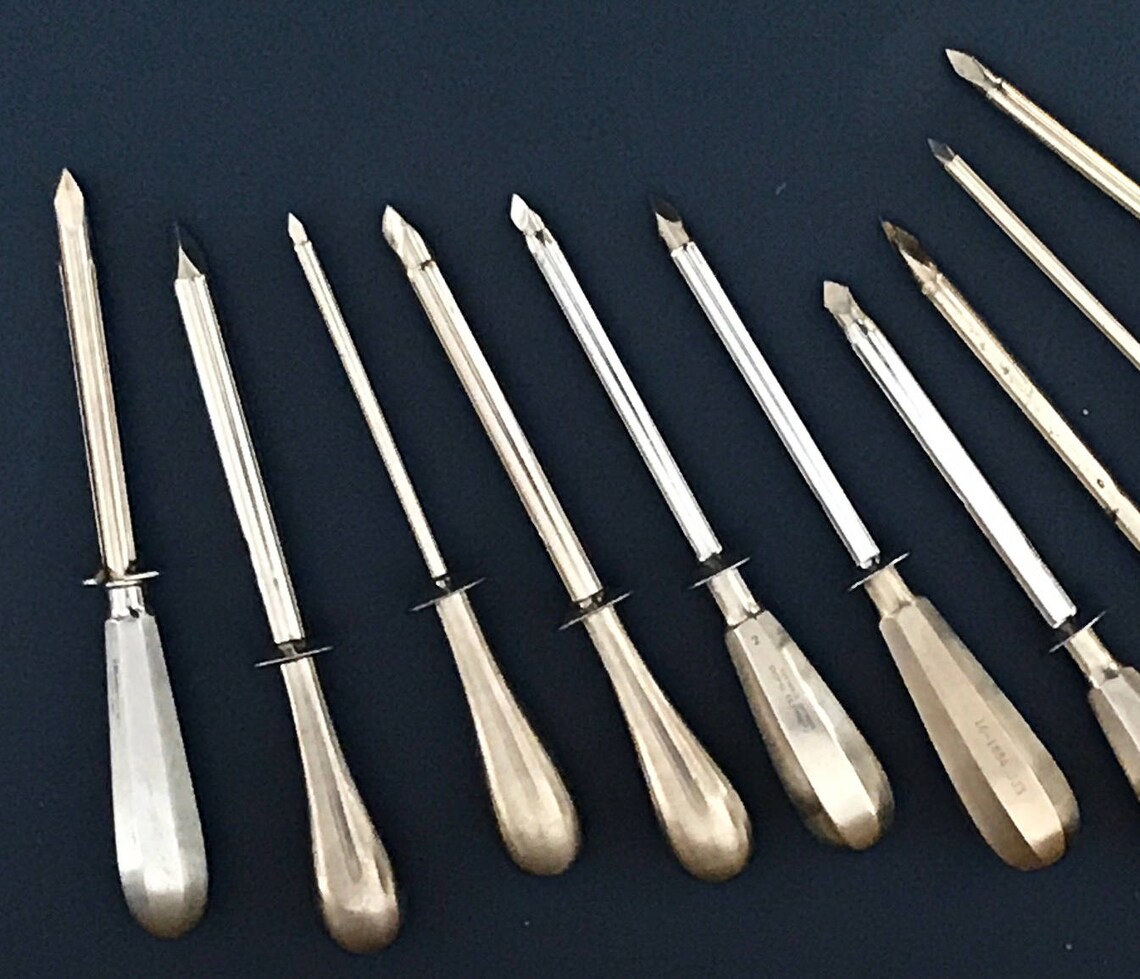 INSTRUMENT 6957301 TROCAR