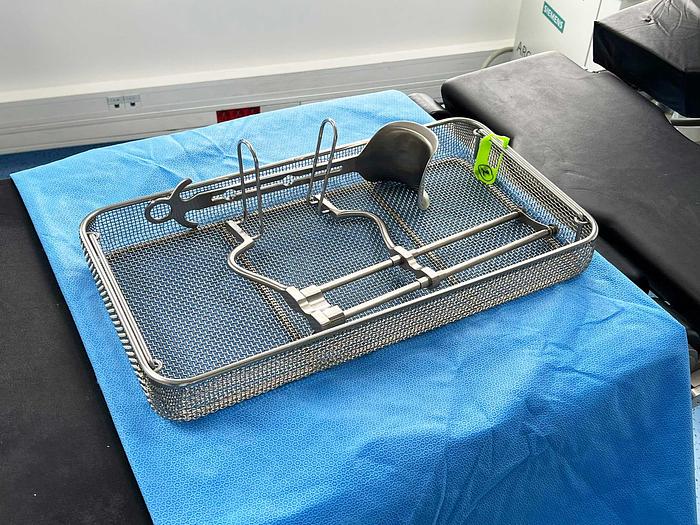 CASE 2940096 RETRACTOR TRAY
