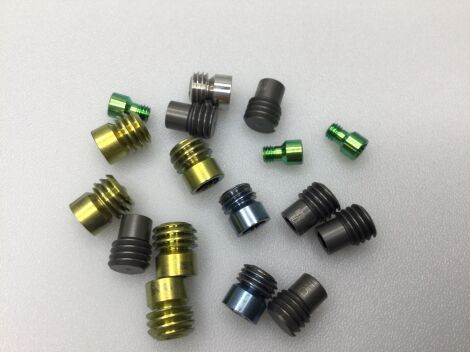 SET SCREW 5540030 5.5 TI NS BRK OFF