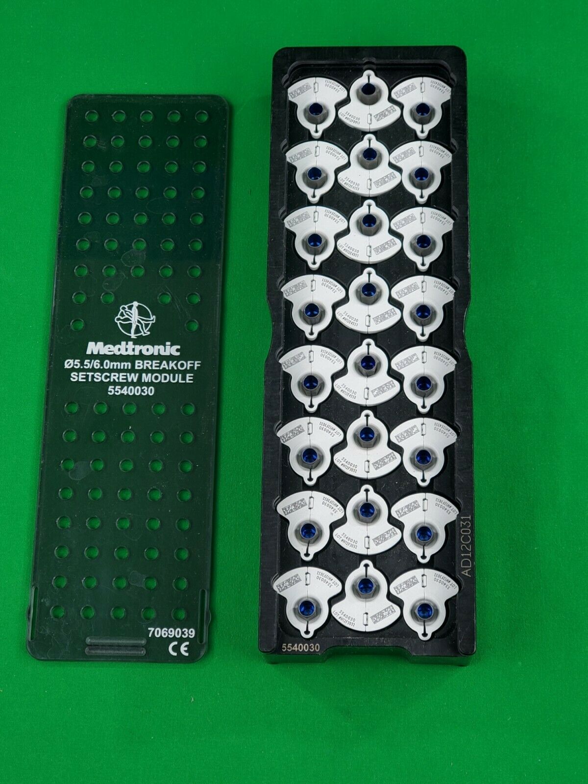 SET SCREW 5540030 5.5 TI NS BRK OFF