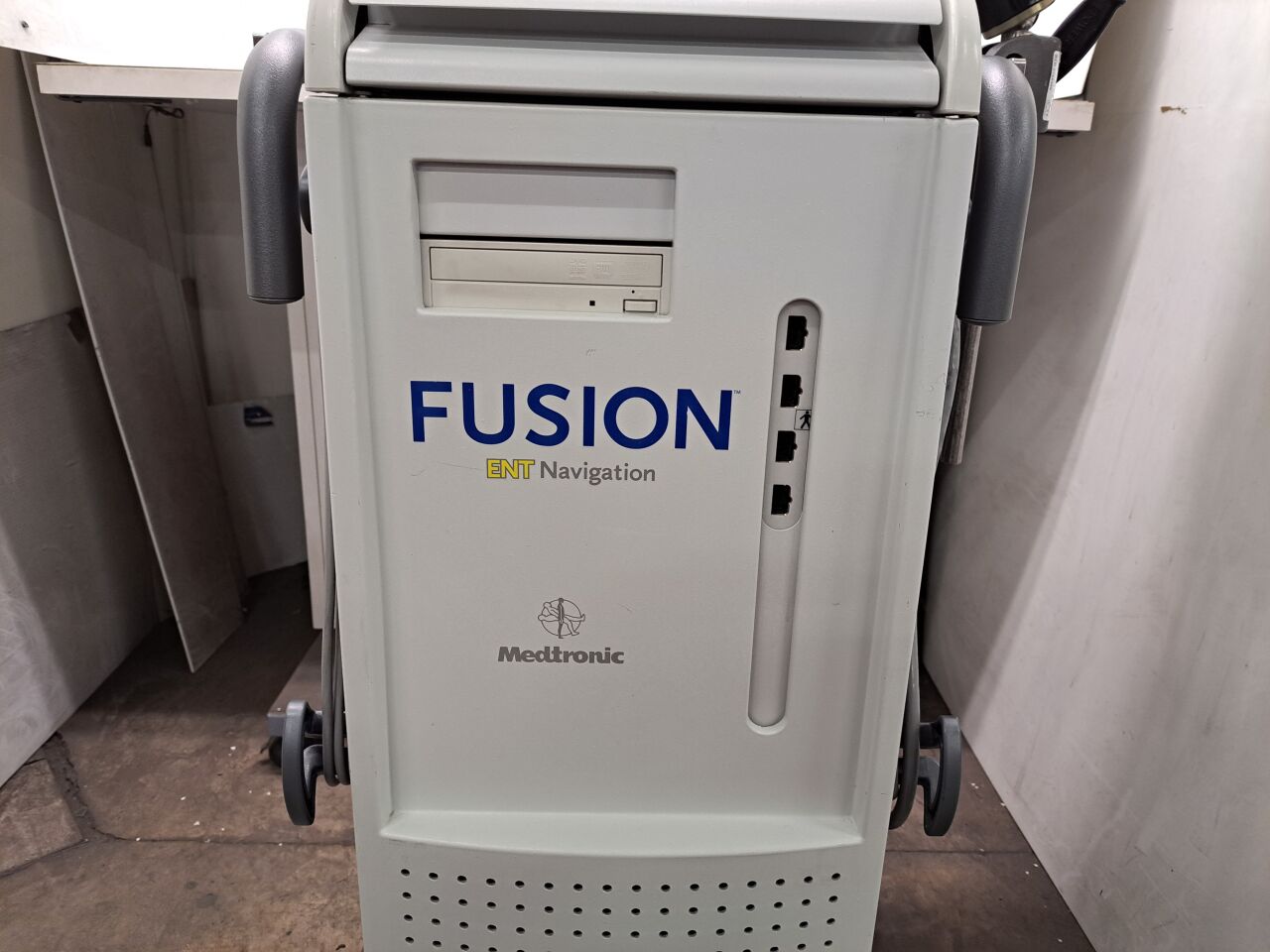 PKT GDE 9735486 FUSION ENT 2.3 PLUS