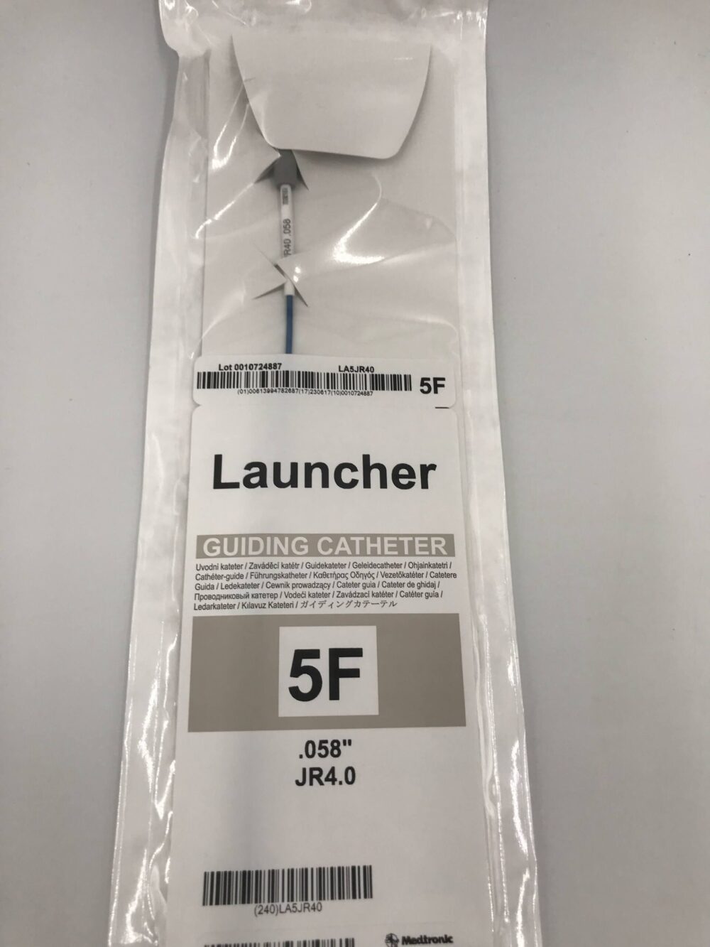 CATHETER LAUNCHER 8F 100CM MP1
