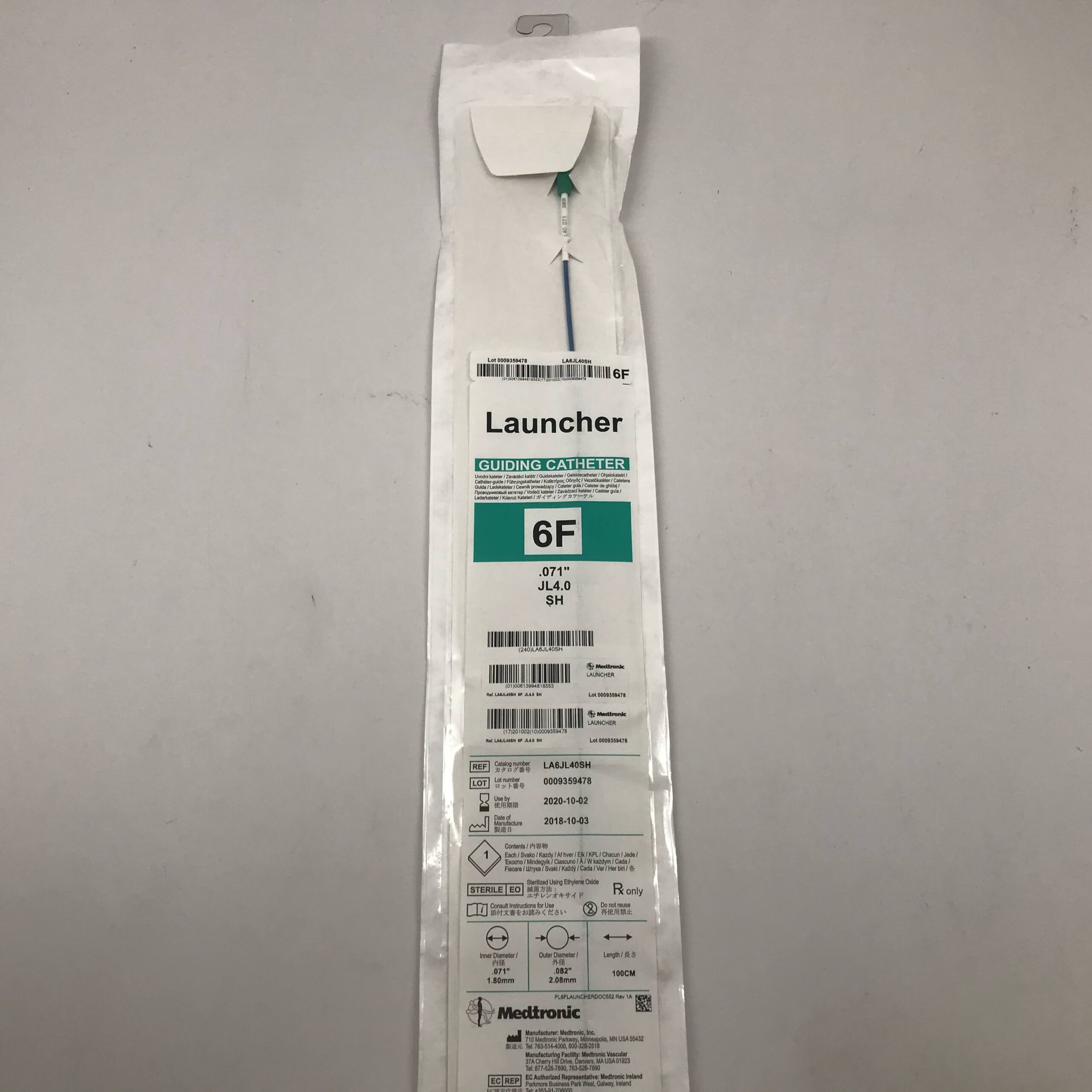CATHETER LAUNCHER 8F 100CM JL4.0