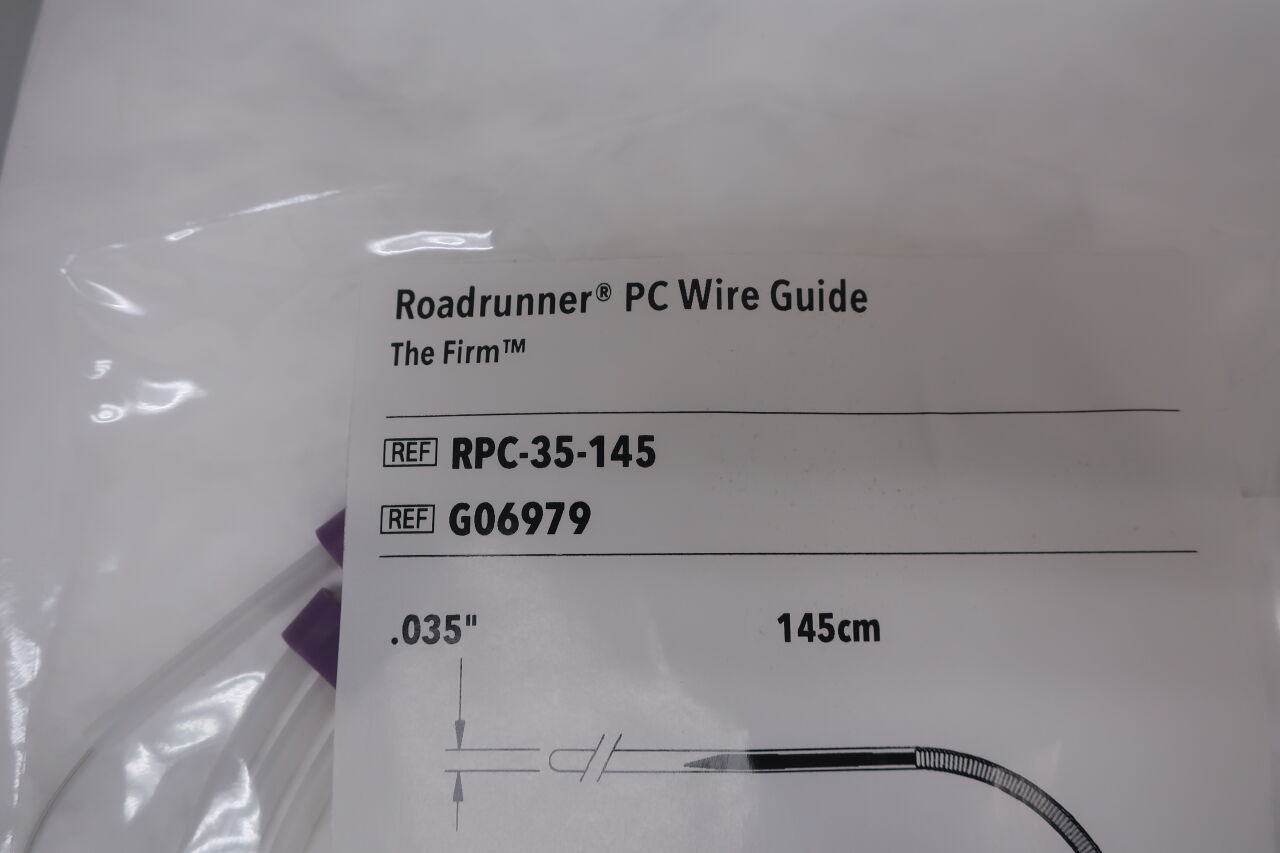 Roadrunner The Firm Lt Hydrophilic Wire Guide, 1 Each