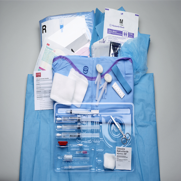 Maximal Sterile Barrier Bedside Tray, 1 Tray