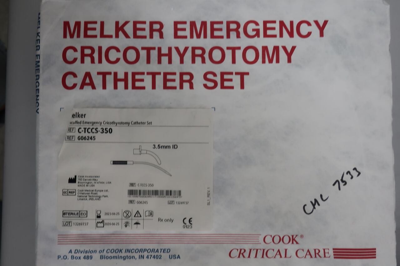 Melker Emergency Universal Cricothyrotomy Catheter Set, 1 Set