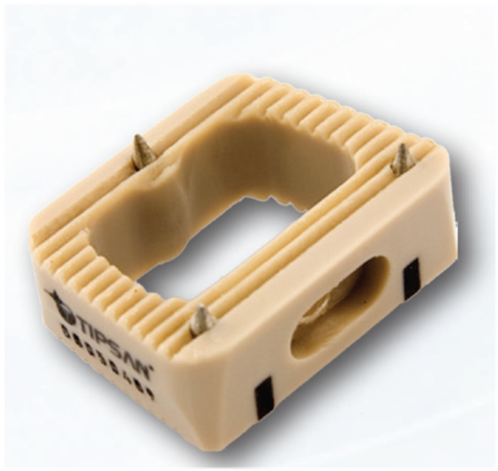 CAGE 6211806 PEEK ANATOMIC 18X16X6